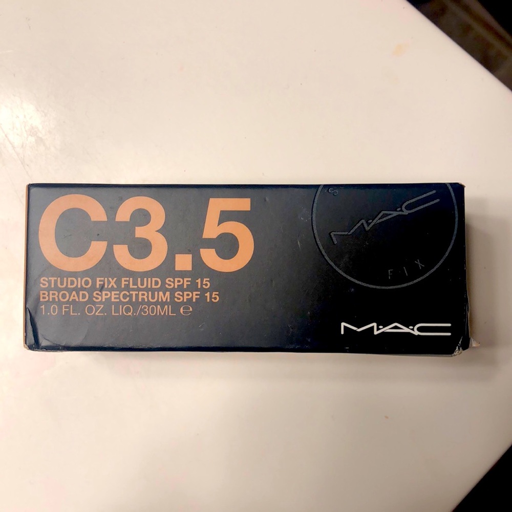 Brand New! MAC C3.5 Foundation